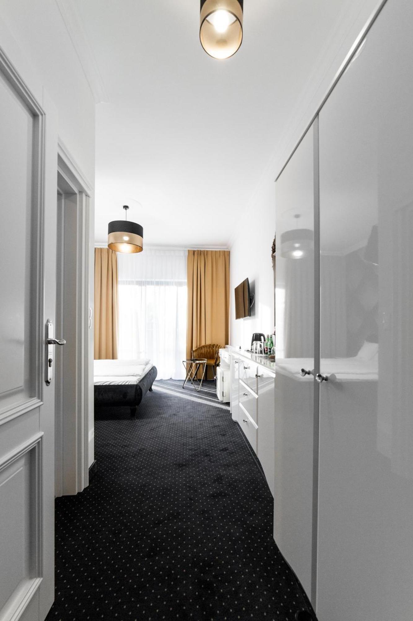 Poludnik Park Boutique Hotel Conference&Spa Stargard Szczeciński Dış mekan fotoğraf