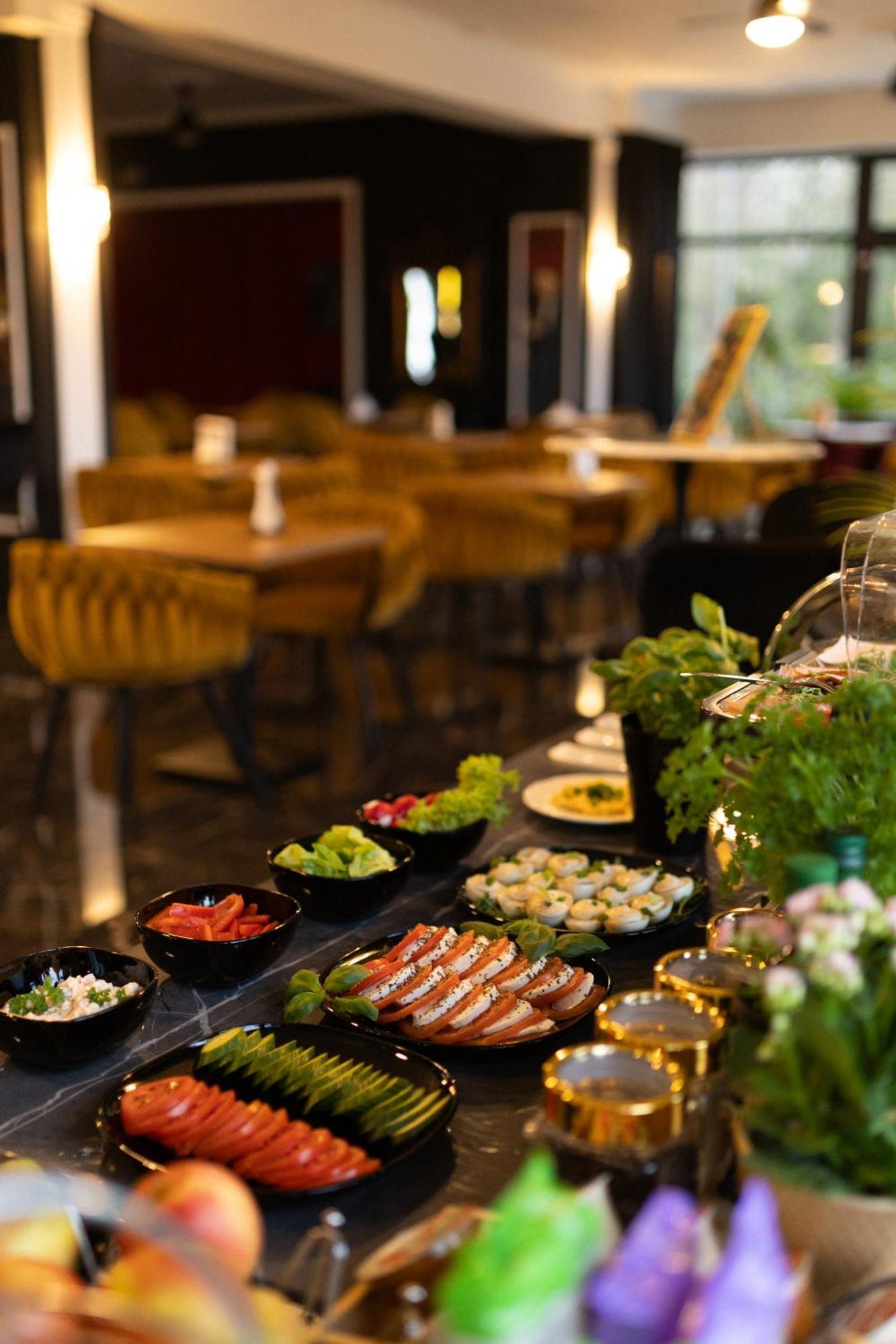 Poludnik Park Boutique Hotel Conference&Spa Stargard Szczeciński Dış mekan fotoğraf